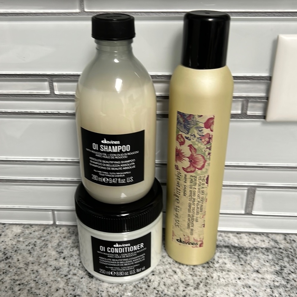 Davines Shampoo, Conditioner, and Texturizing Spray
